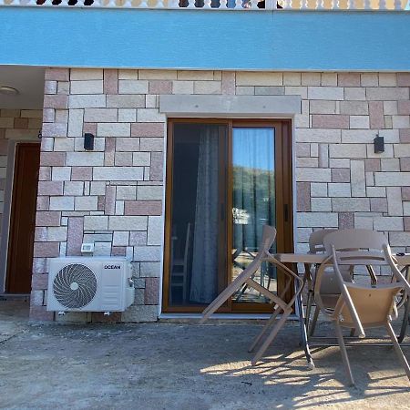 Dosti Apartment Ксамил Экстерьер фото